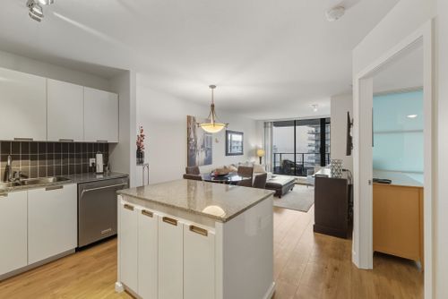 151-w-2nd-street-lower-lonsdale-north-vancouver-09 at 1102 - 151 W 2nd Street, Lower Lonsdale, North Vancouver