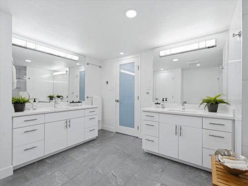 168-chadwick-court-lower-lonsdale-north-vancouver-20 at 209 - 168 Chadwick Court, Lower Lonsdale, North Vancouver