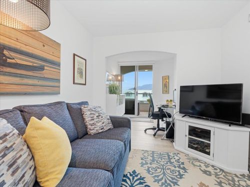 168-chadwick-court-lower-lonsdale-north-vancouver-25 at 209 - 168 Chadwick Court, Lower Lonsdale, North Vancouver