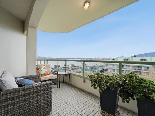 168-chadwick-court-lower-lonsdale-north-vancouver-28 at 209 - 168 Chadwick Court, Lower Lonsdale, North Vancouver