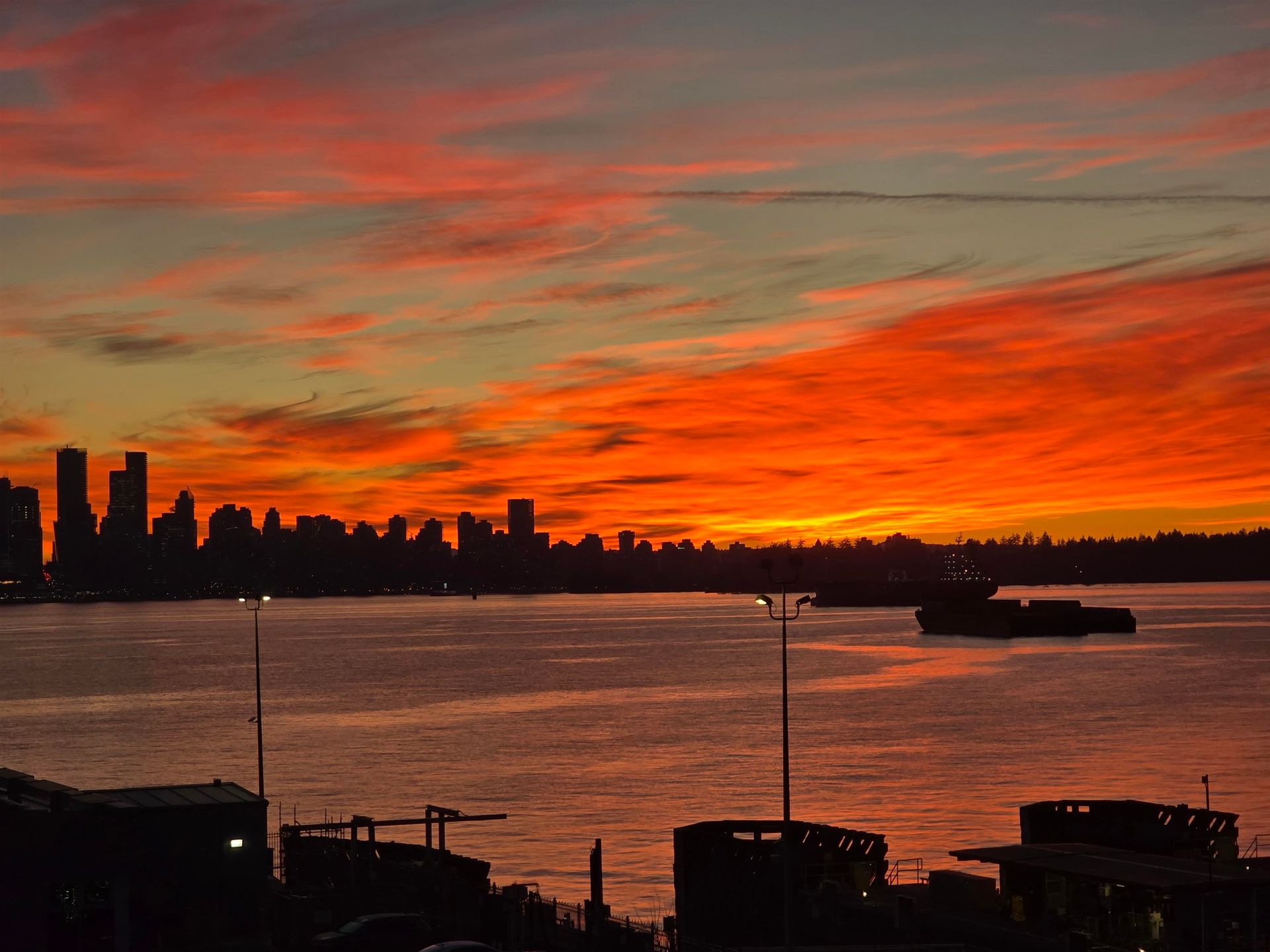 209 - 168 Chadwick Court, Lower Lonsdale, North Vancouver 