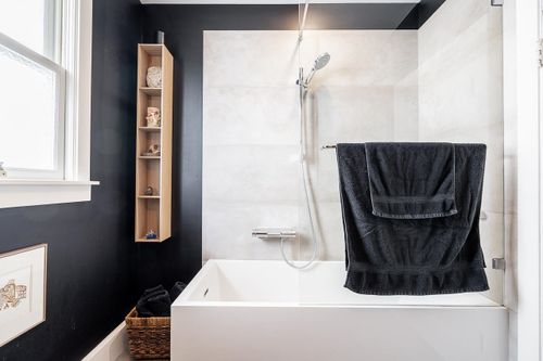 457-e-11th-street-central-lonsdale-north-vancouver-16 at 457 E 11th Street, Central Lonsdale, North Vancouver