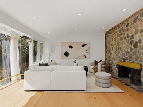 1650-mathers-avenue-ambleside-west-vancouver-03 at 1650 Mathers Avenue, Ambleside, West Vancouver