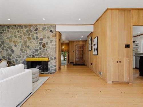 1650-mathers-avenue-ambleside-west-vancouver-04 at 1650 Mathers Avenue, Ambleside, West Vancouver