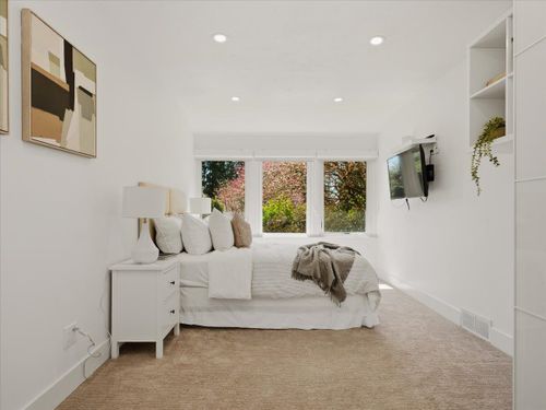 1650-mathers-avenue-ambleside-west-vancouver-16 at 1650 Mathers Avenue, Ambleside, West Vancouver