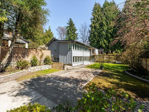 1650-mathers-avenue-ambleside-west-vancouver-36 at 1650 Mathers Avenue, Ambleside, West Vancouver