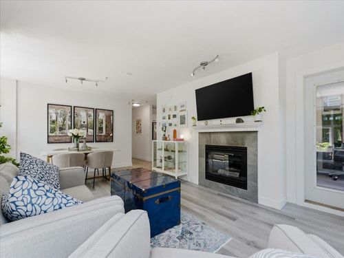 155-e-3rd-street-lower-lonsdale-north-vancouver-13 at 112 - 155 E 3rd Street, Lower Lonsdale, North Vancouver