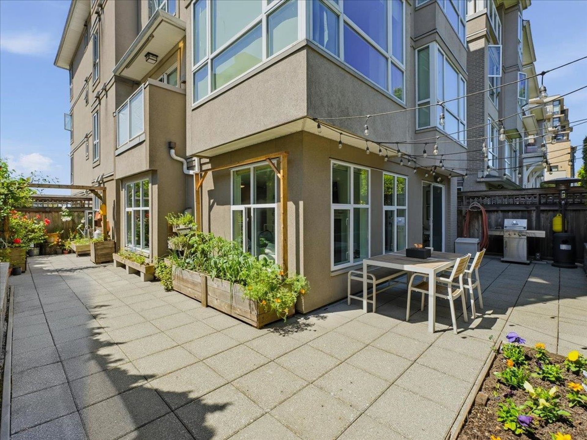 112 - 155 E 3rd Street, Lower Lonsdale, North Vancouver 