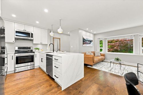 223-w-19th-street-central-lonsdale-north-vancouver-04 at 223 W 19th Street, Central Lonsdale, North Vancouver