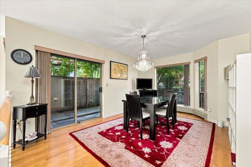 1523-lawson-avenue-ambleside-west-vancouver-07 at 1523 Lawson Avenue, Ambleside, West Vancouver