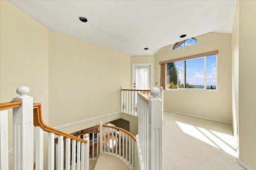 1523-lawson-avenue-ambleside-west-vancouver-21 at 1523 Lawson Avenue, Ambleside, West Vancouver
