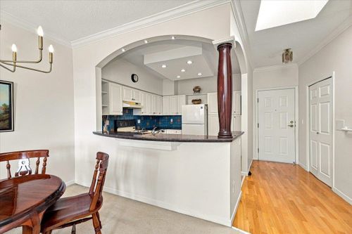 121-w-29th-street-upper-lonsdale-north-vancouver-15 at 403 - 121 W 29th Street, Upper Lonsdale, North Vancouver