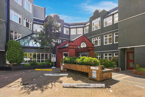 121-w-29th-street-upper-lonsdale-north-vancouver-37 at 403 - 121 W 29th Street, Upper Lonsdale, North Vancouver