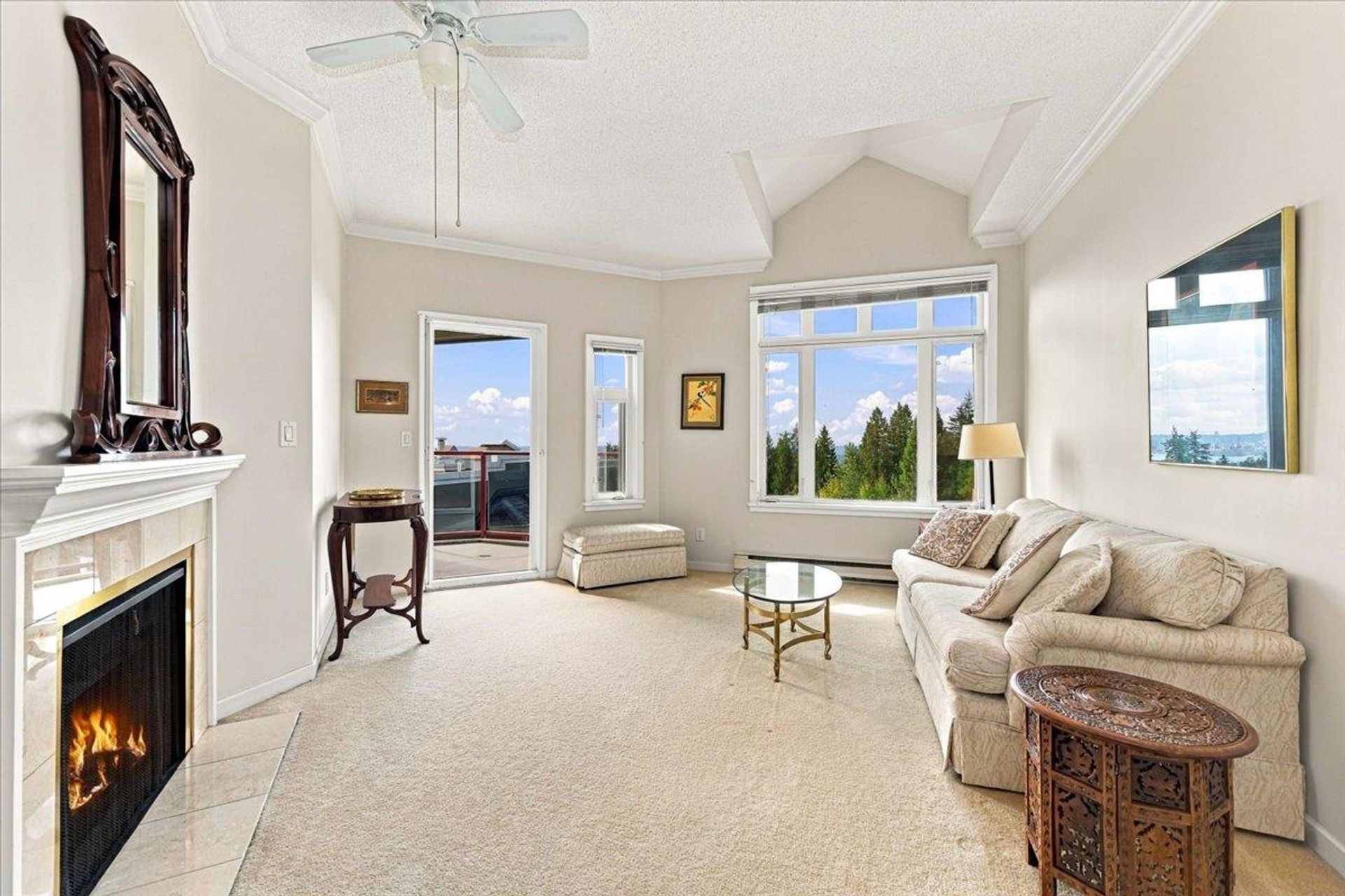403 - 121 W 29th Street, Upper Lonsdale, North Vancouver 
