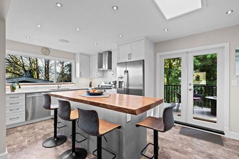 2236-park-crescent-chineside-coq at 2236 Park Crescent, Chineside, Coquitlam