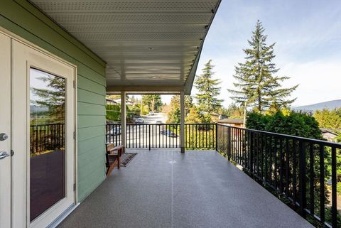 2236-park-crescent-chineside-coq at 2236 Park Crescent, Chineside, Coquitlam