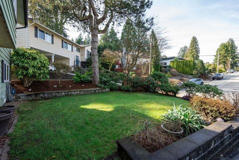 2236-park-crescent-chineside-coq at 2236 Park Crescent, Chineside, Coquitlam