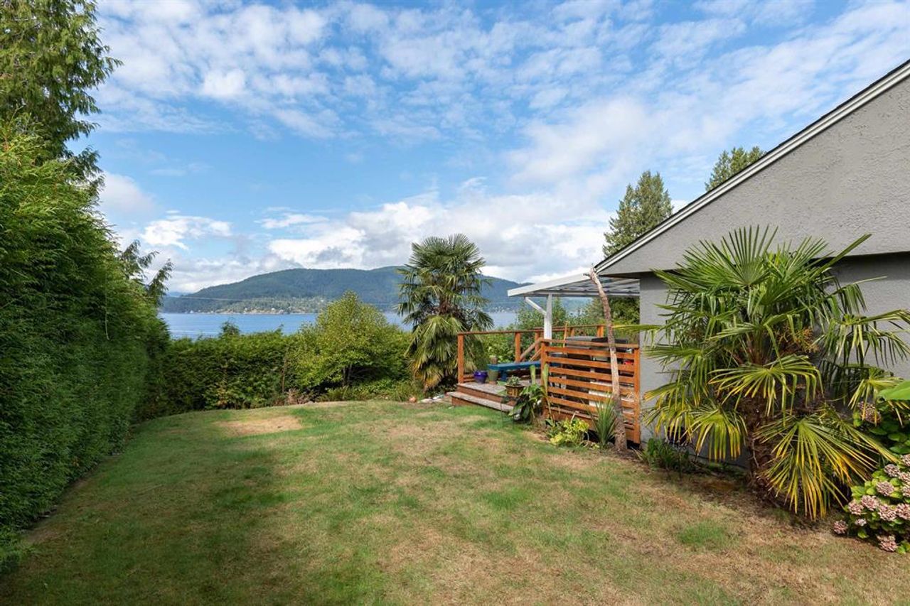 262634825-6 at 7195 Rockland Wynd, Whytecliff, West Vancouver 262634825-6 at 7195 Rockland Wynd, Whytecliff, West Vancouver