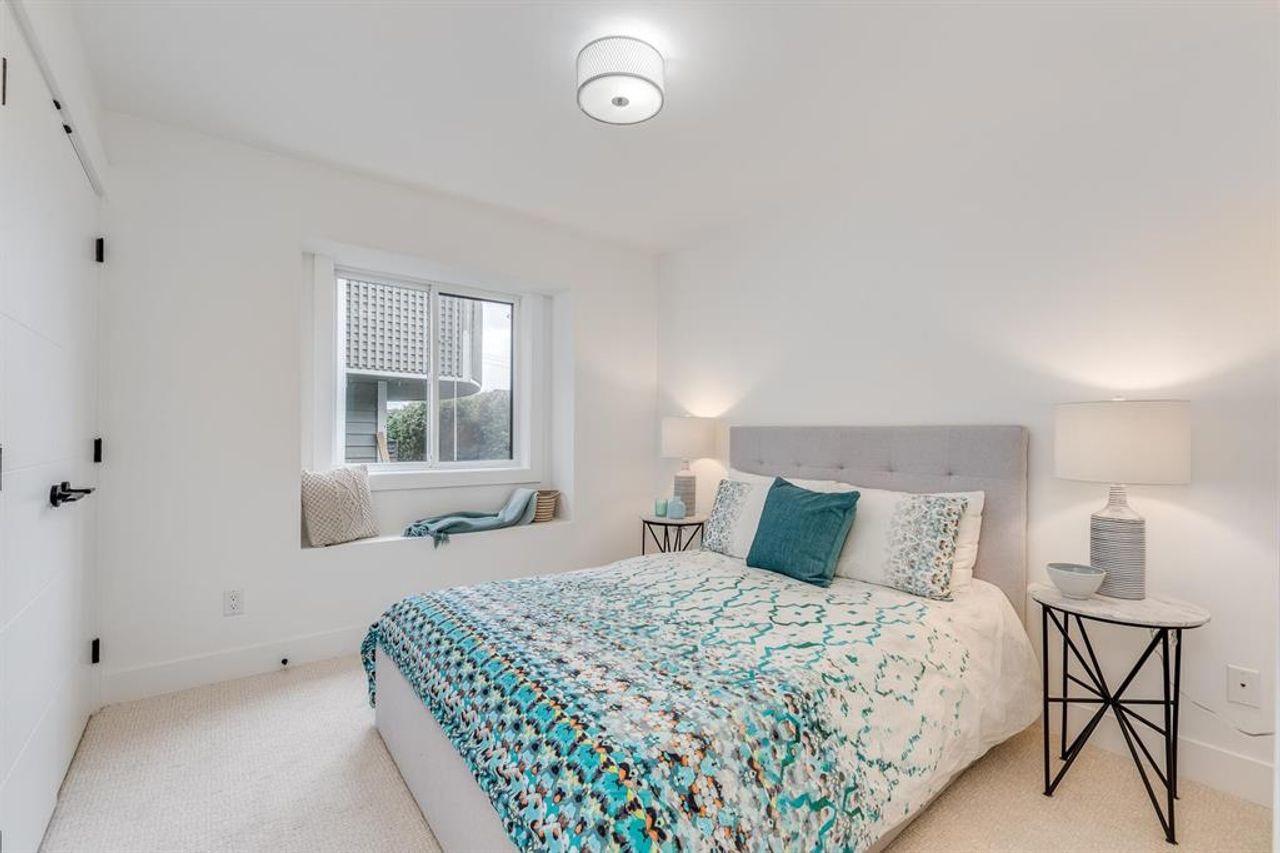 bed at 269 E 4th Avenue, Lower Lonsdale, North Vancouver bed at 269 E 4th Avenue, Lower Lonsdale, North Vancouver