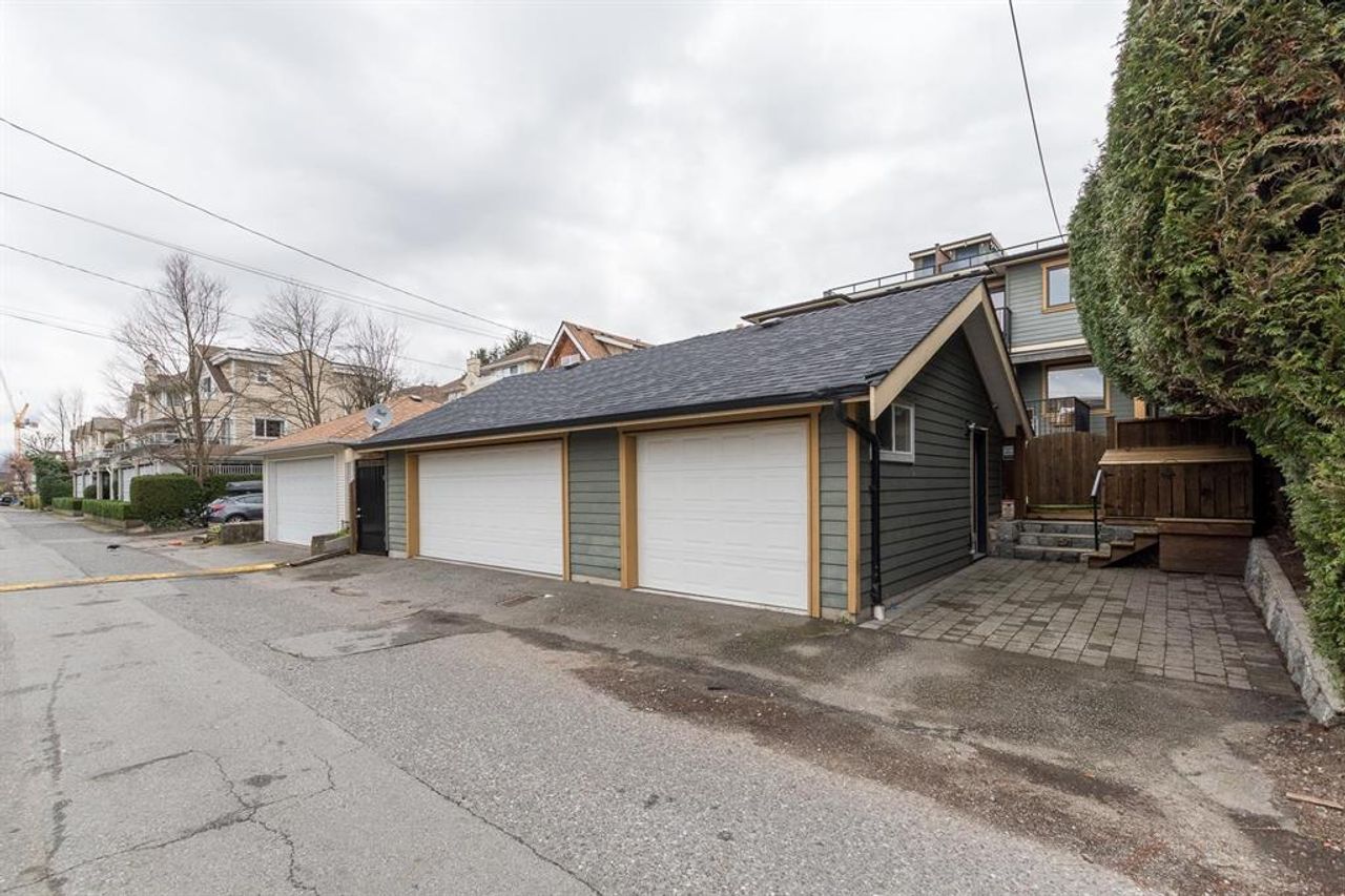 garage at 269 E 4th Avenue, Lower Lonsdale, North Vancouver garage at 269 E 4th Avenue, Lower Lonsdale, North Vancouver