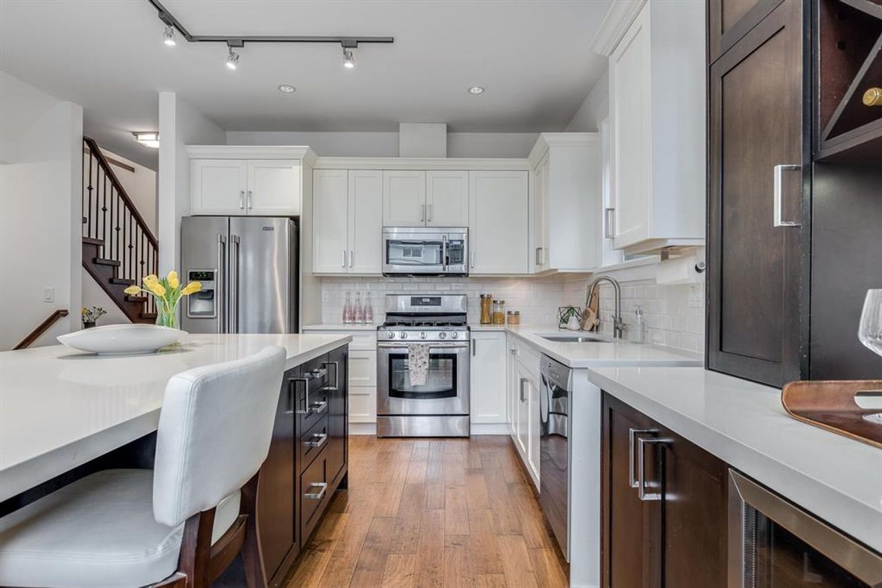 kit-4 at 269 E 4th Avenue, Lower Lonsdale, North Vancouver kit-4 at 269 E 4th Avenue, Lower Lonsdale, North Vancouver