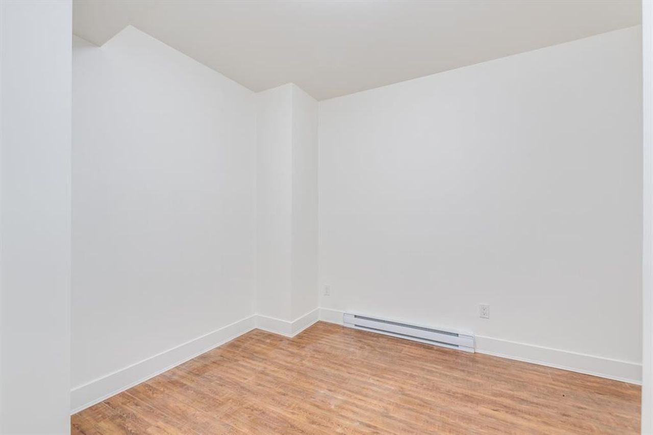 office at 269 E 4th Avenue, Lower Lonsdale, North Vancouver office at 269 E 4th Avenue, Lower Lonsdale, North Vancouver