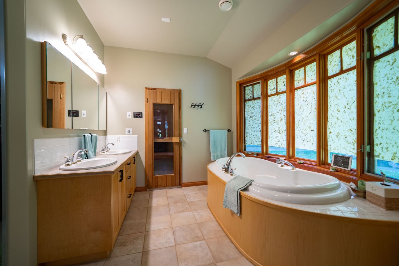 j_kelsey_20210616_0500 at 950 Campbell Street j_kelsey_20210616_0500 at 950 Campbell Street