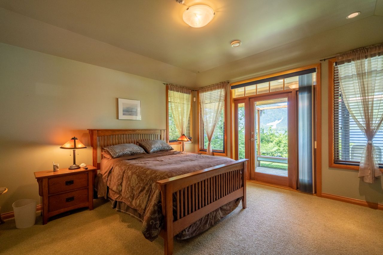 j_kelsey_20210616_0583-hdr at 950 Campbell Street j_kelsey_20210616_0583-hdr at 950 Campbell Street