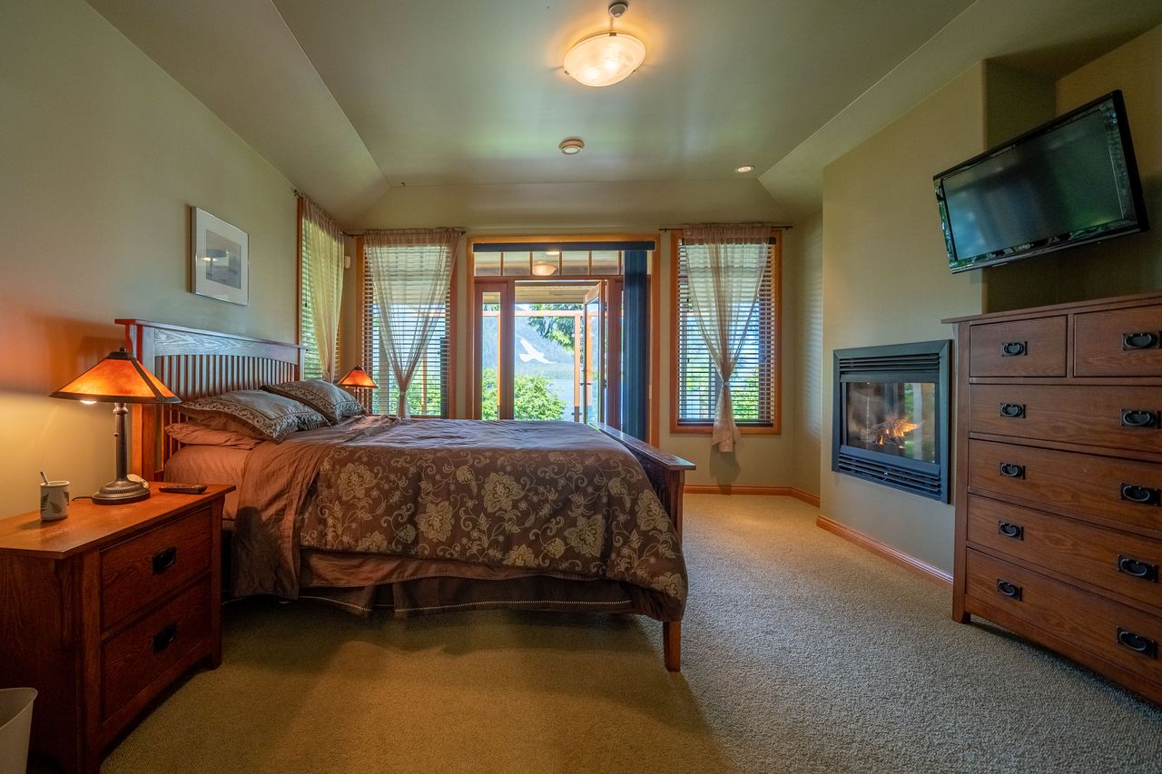 j_kelsey_20210616_0615-hdr at 950 Campbell Street j_kelsey_20210616_0615-hdr at 950 Campbell Street