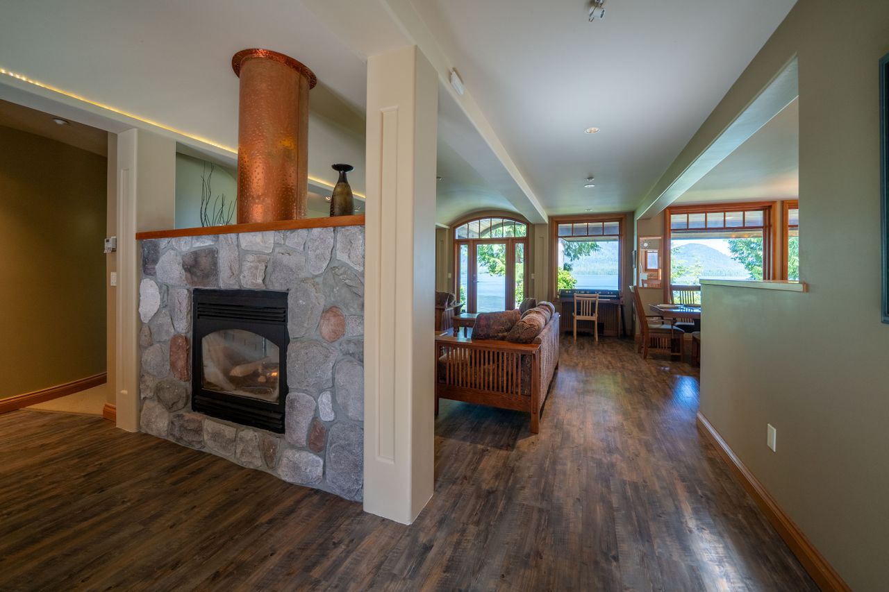 j_kelsey_20210616_0735-hdr at 950 Campbell Street j_kelsey_20210616_0735-hdr at 950 Campbell Street