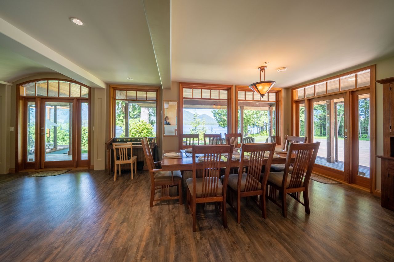 j_kelsey_20210616_0754-hdr at 950 Campbell Street j_kelsey_20210616_0754-hdr at 950 Campbell Street