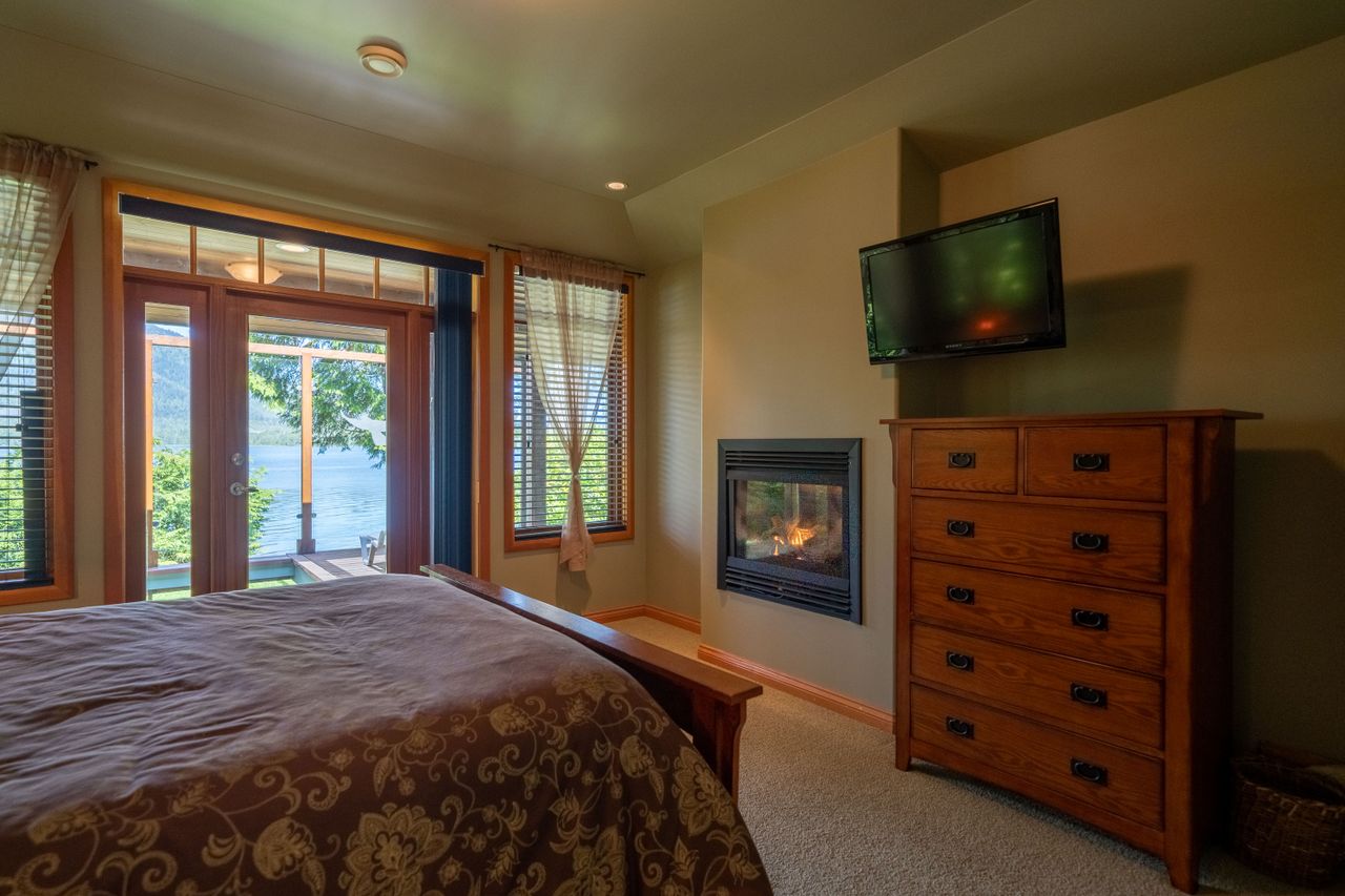 j_kelsey_20210616_0801-hdr at 950 Campbell Street j_kelsey_20210616_0801-hdr at 950 Campbell Street