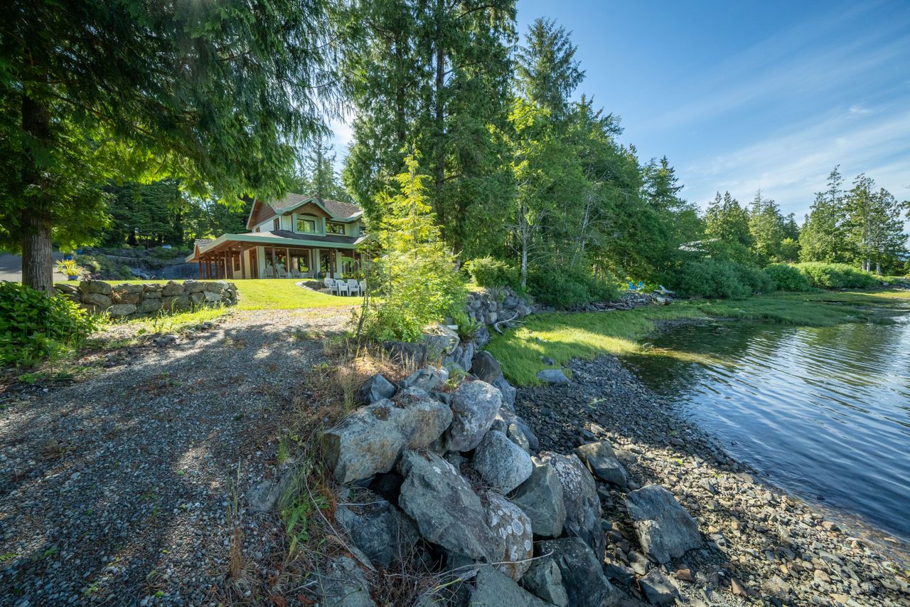 j_kelsey_20210616_2227 at 950 Campbell Street j_kelsey_20210616_2227 at 950 Campbell Street