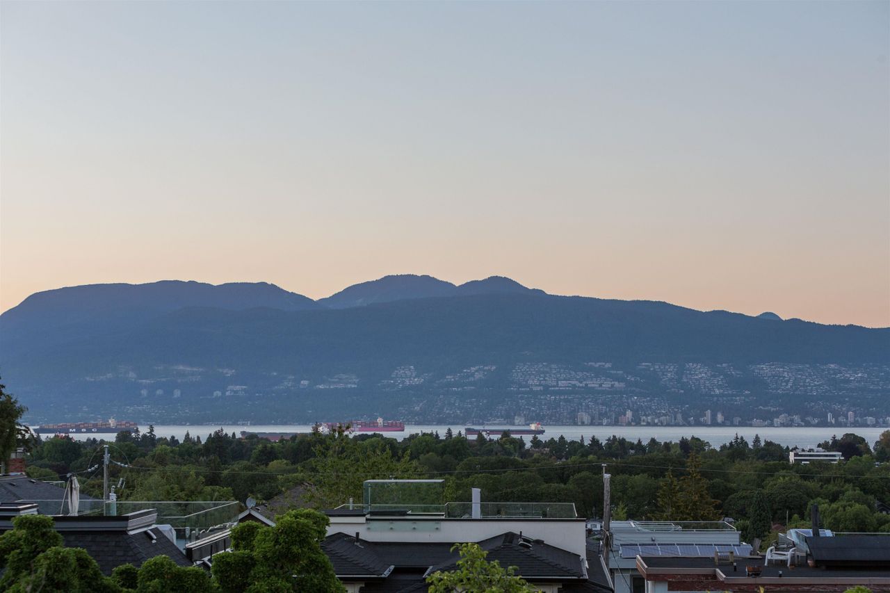 3262-w-21st-avenue-dunbar-vancouver-west-02 at 3262 W 21st Avenue, Dunbar, Vancouver West 3262-w-21st-avenue-dunbar-vancouver-west-02 at 3262 W 21st Avenue, Dunbar, Vancouver West