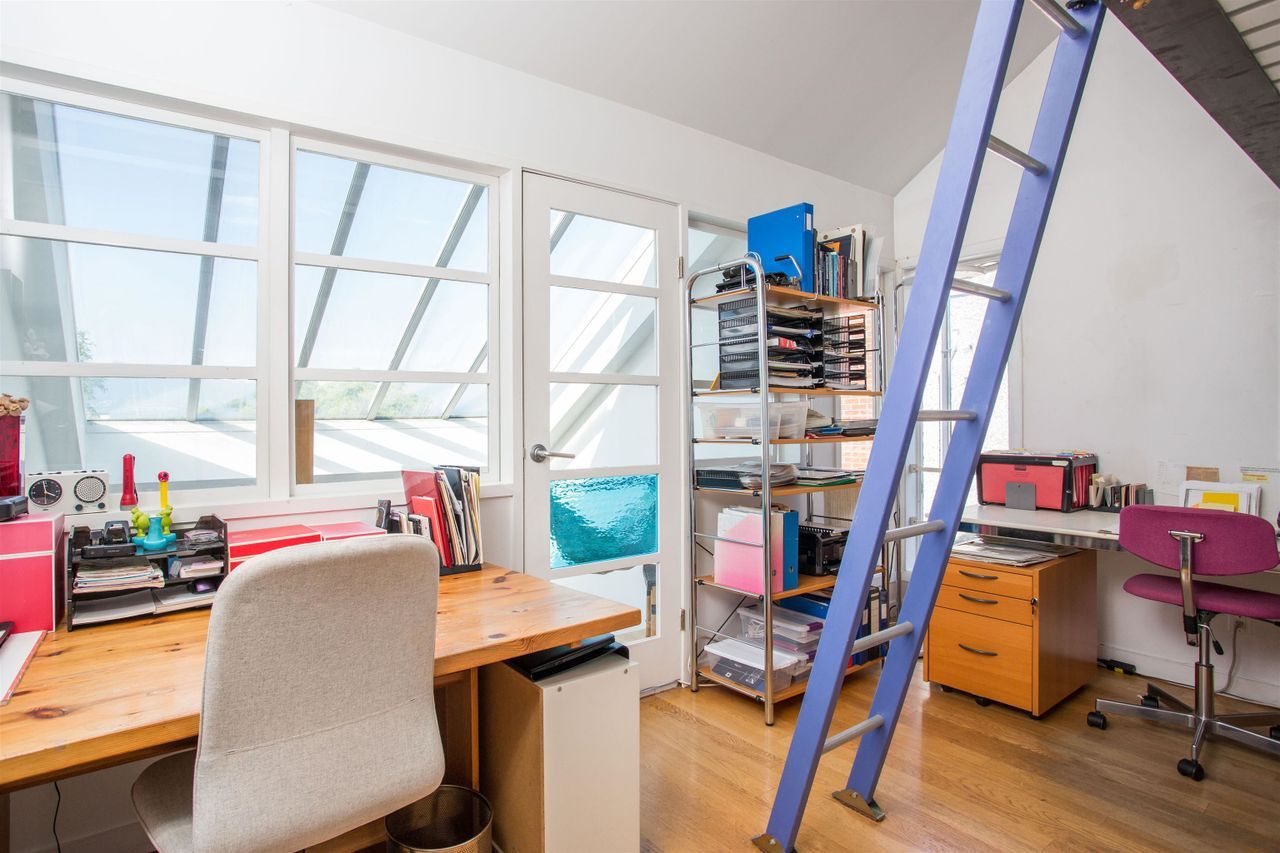 3262-w-21st-avenue-dunbar-vancouver-west-18 at 3262 W 21st Avenue, Dunbar, Vancouver West 3262-w-21st-avenue-dunbar-vancouver-west-18 at 3262 W 21st Avenue, Dunbar, Vancouver West