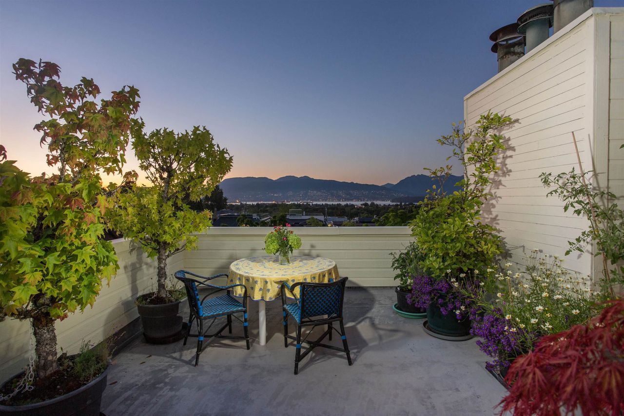 3262-w-21st-avenue-dunbar-vancouver-west-23 at 3262 W 21st Avenue, Dunbar, Vancouver West 3262-w-21st-avenue-dunbar-vancouver-west-23 at 3262 W 21st Avenue, Dunbar, Vancouver West