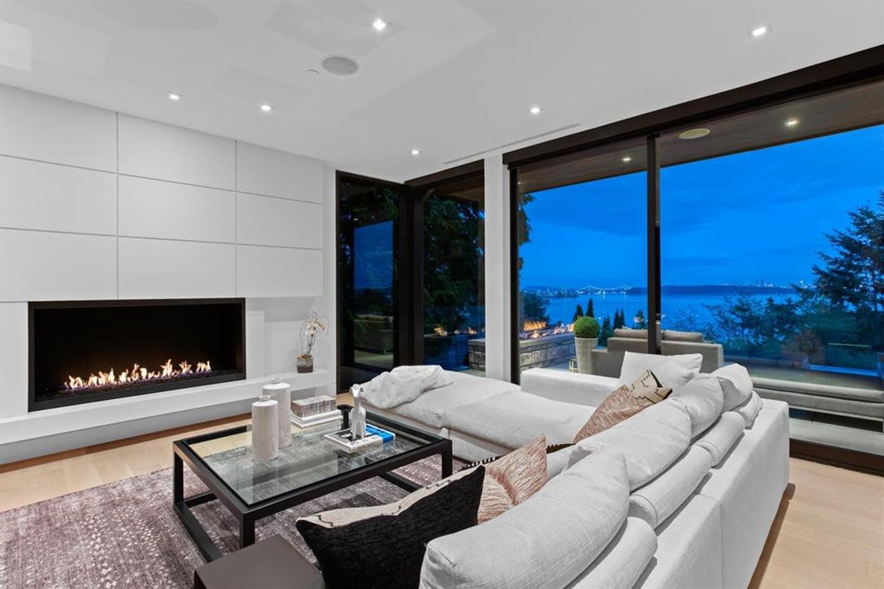 262721063-12 at 3598 Creery Avenue, West Bay, West Vancouver 262721063-12 at 3598 Creery Avenue, West Bay, West Vancouver