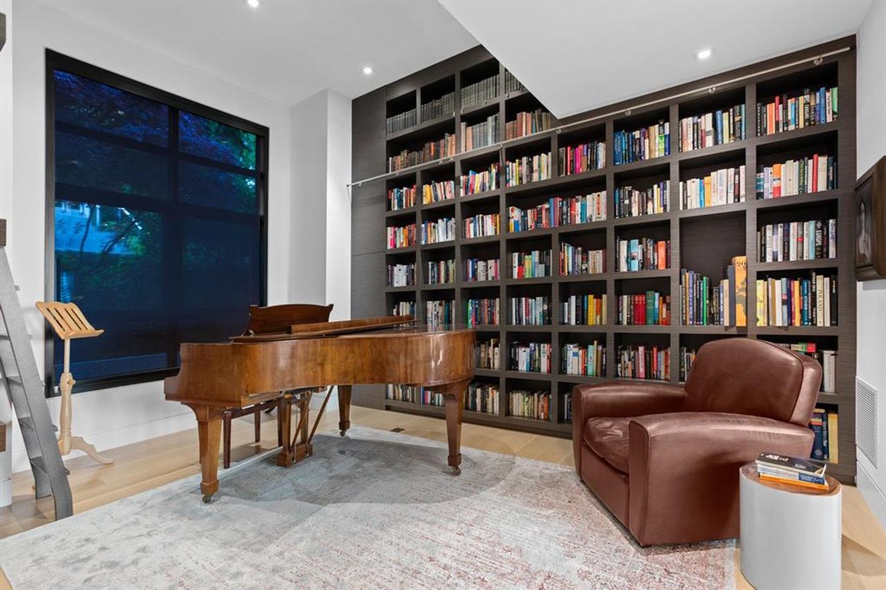 262721063-14 at 3598 Creery Avenue, West Bay, West Vancouver 262721063-14 at 3598 Creery Avenue, West Bay, West Vancouver