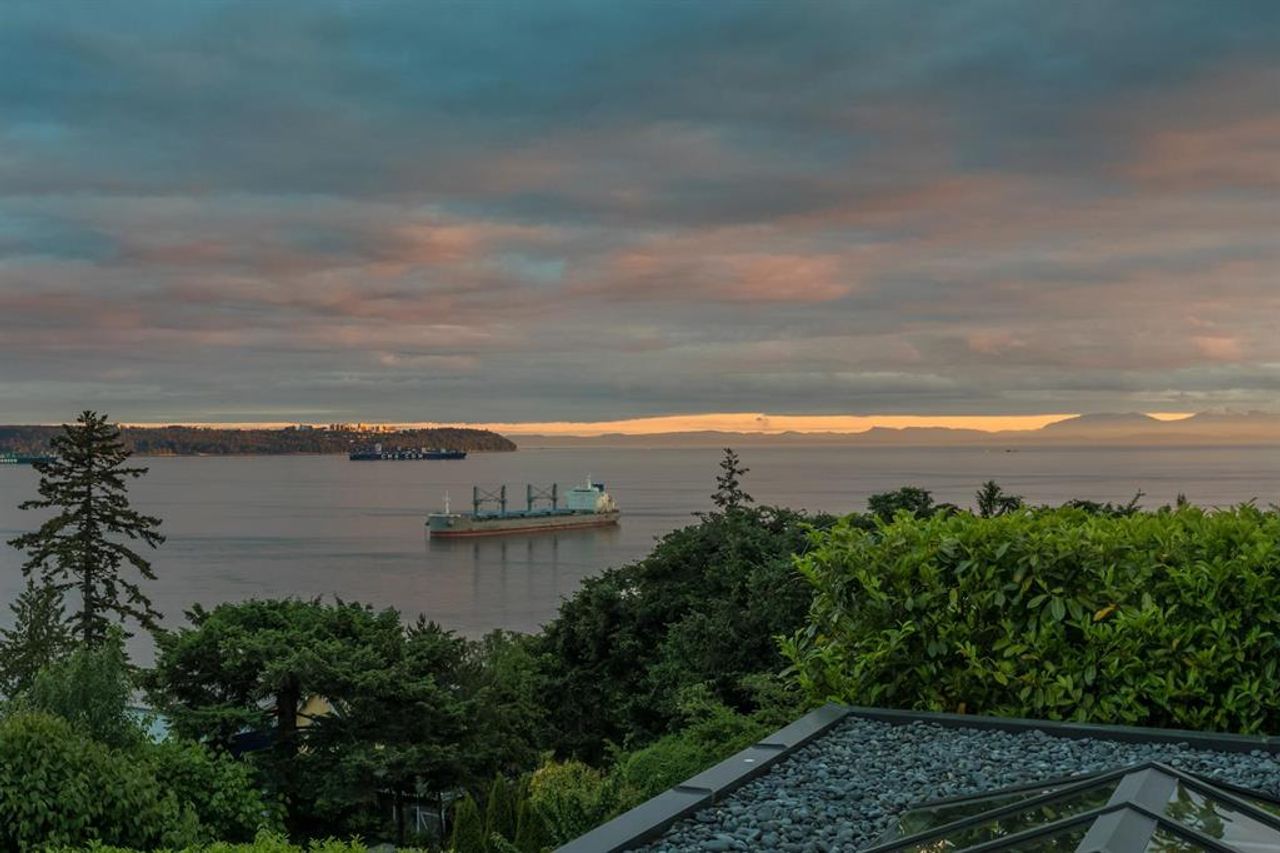 262721063-37 at 3598 Creery Avenue, West Bay, West Vancouver 262721063-37 at 3598 Creery Avenue, West Bay, West Vancouver