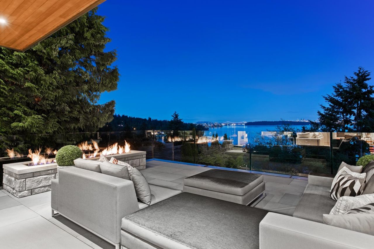 deck-lounge at 3598 Creery Avenue, West Bay, West Vancouver deck-lounge at 3598 Creery Avenue, West Bay, West Vancouver