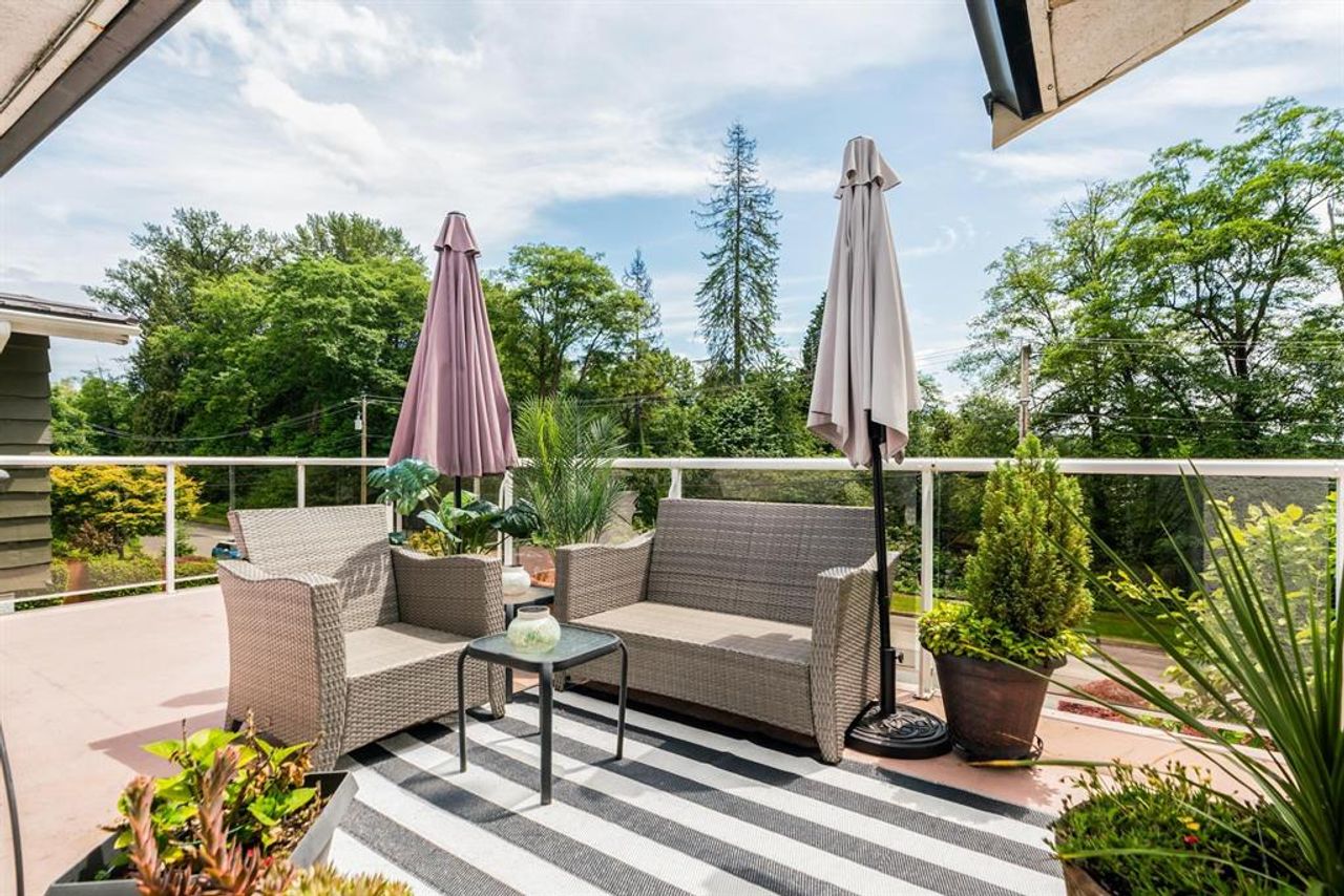 deck at 1204 Heywood Street, Calverhall, North Vancouver deck at 1204 Heywood Street, Calverhall, North Vancouver