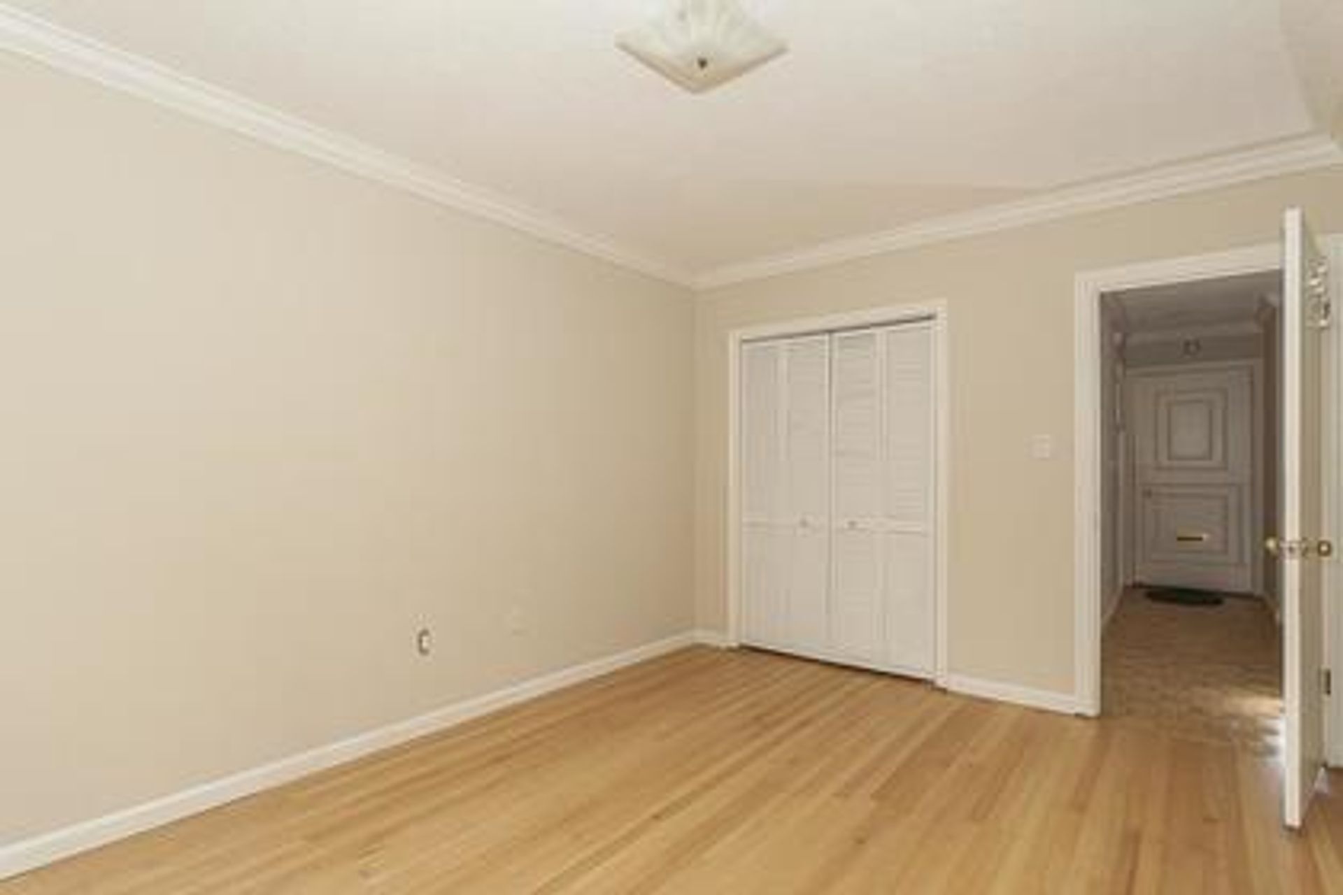 1425esquimaltbedroom2-1 at 406 - 1425 Esquimal Ave, Ambleside, West Vancouver 1425esquimaltbedroom2-1 at 406 - 1425 Esquimal Ave, Ambleside, West Vancouver