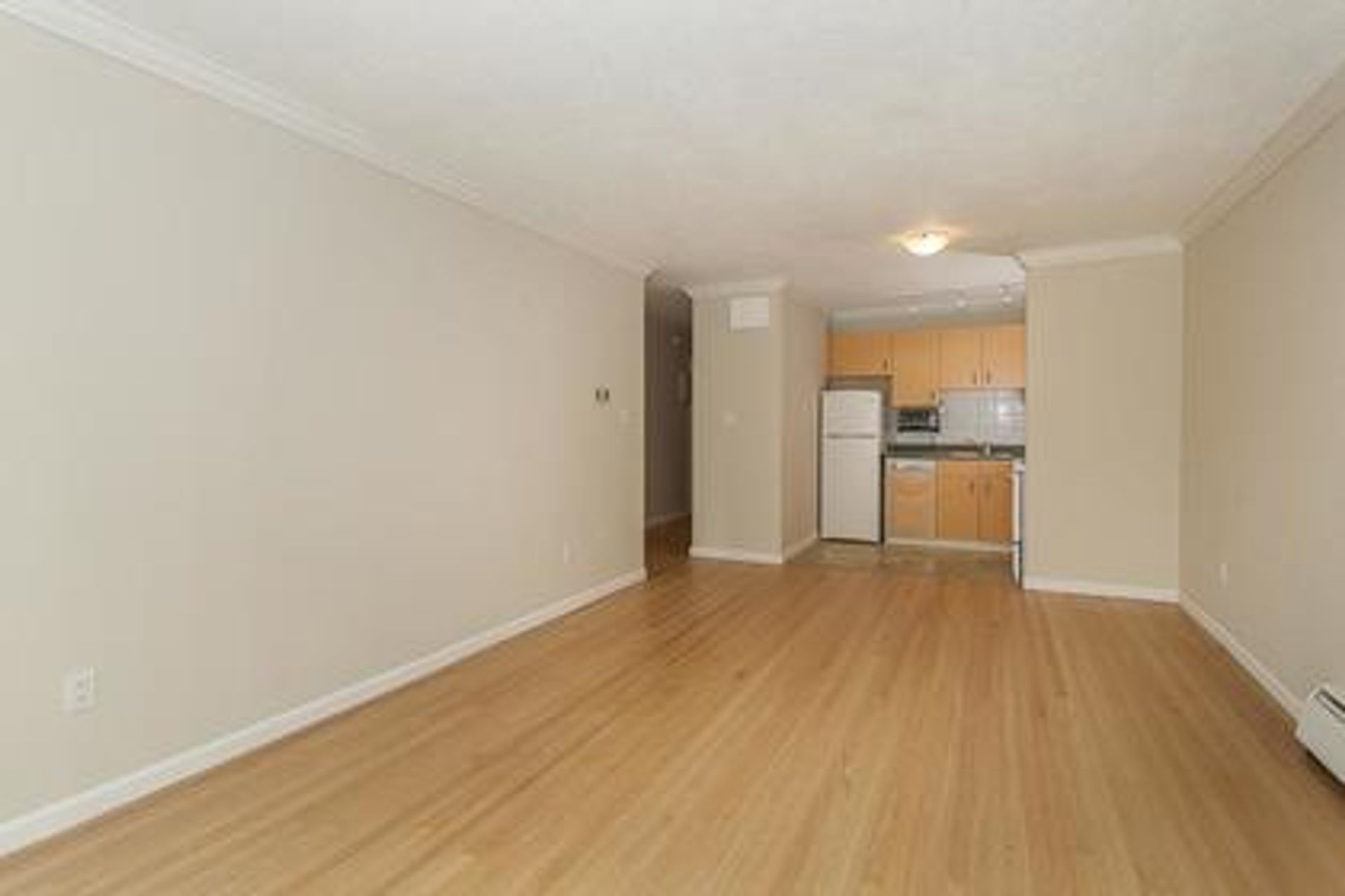 1425esquimaltkitchenliving-1 at 406 - 1425 Esquimal Ave, Ambleside, West Vancouver 1425esquimaltkitchenliving-1 at 406 - 1425 Esquimal Ave, Ambleside, West Vancouver