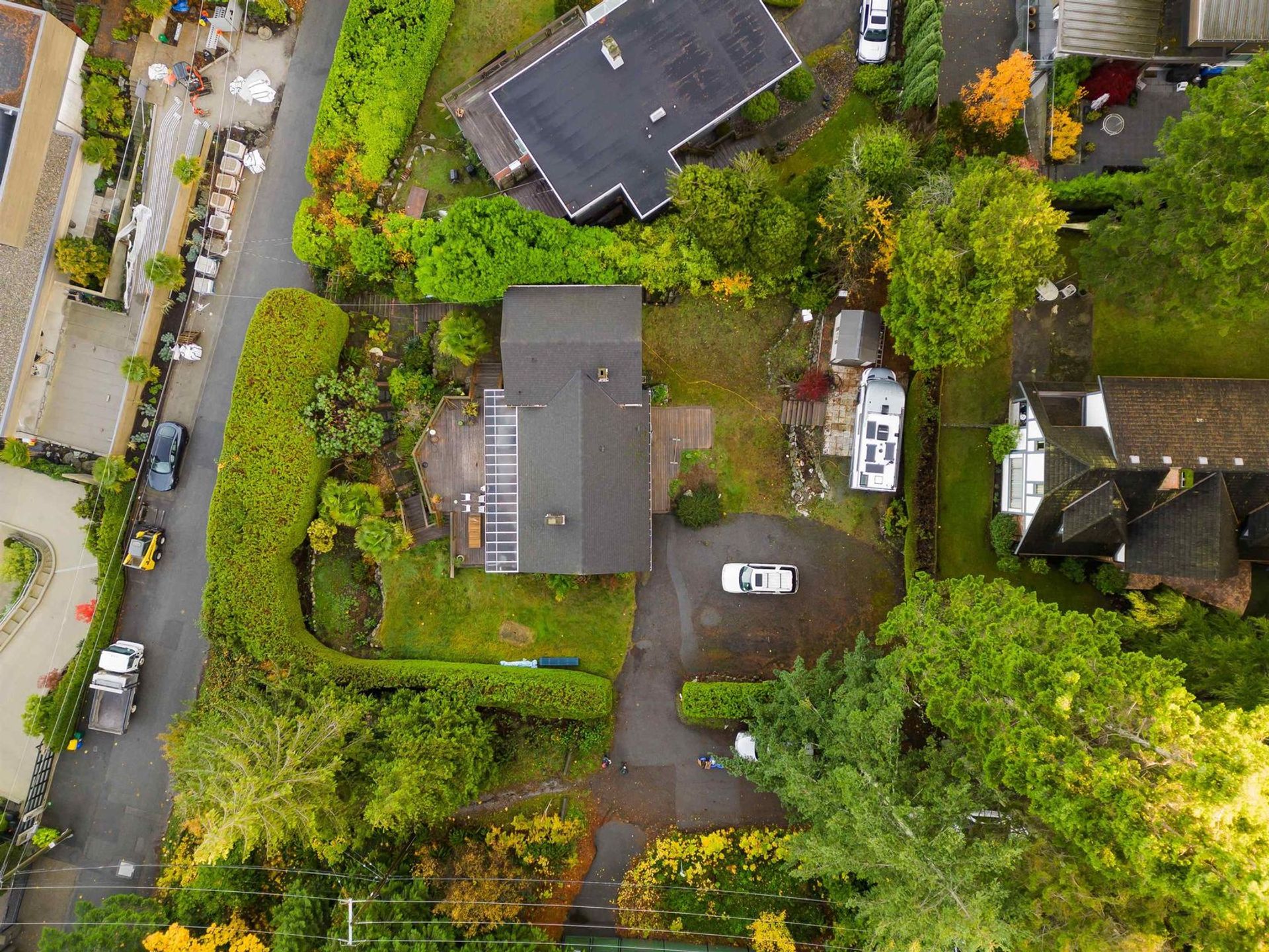 7195-rockland-wynd-whytecliff-west-vancouver-03 at 7195 Rockland Wynd, Whytecliff, West Vancouver 7195-rockland-wynd-whytecliff-west-vancouver-03 at 7195 Rockland Wynd, Whytecliff, West Vancouver