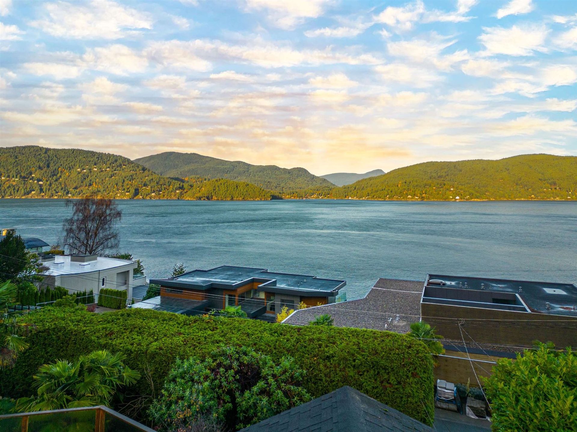 7195-rockland-wynd-whytecliff-west-vancouver-06 at 7195 Rockland Wynd, Whytecliff, West Vancouver 7195-rockland-wynd-whytecliff-west-vancouver-06 at 7195 Rockland Wynd, Whytecliff, West Vancouver