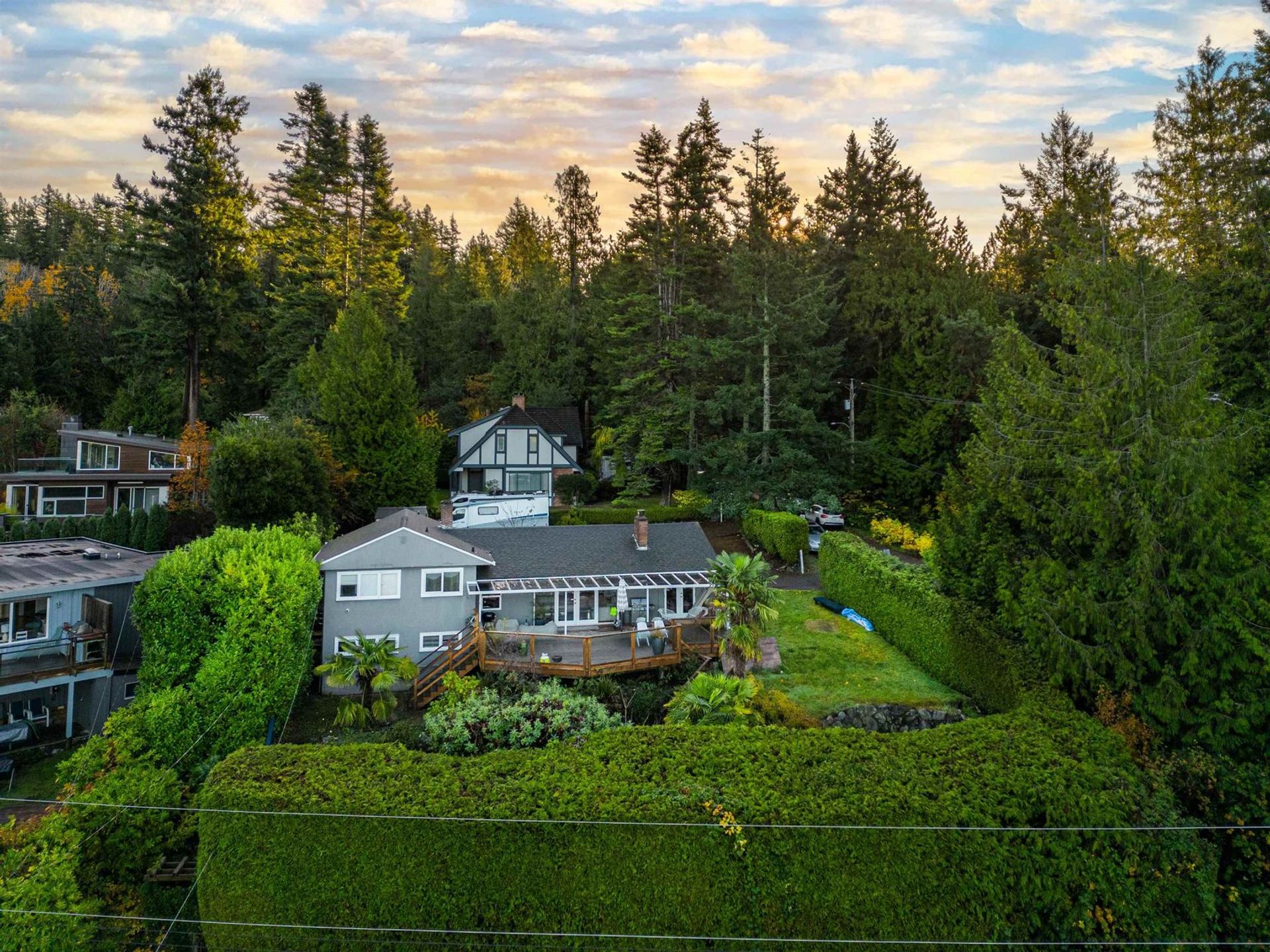 7195-rockland-wynd-whytecliff-west-vancouver-07 at 7195 Rockland Wynd, Whytecliff, West Vancouver 7195-rockland-wynd-whytecliff-west-vancouver-07 at 7195 Rockland Wynd, Whytecliff, West Vancouver