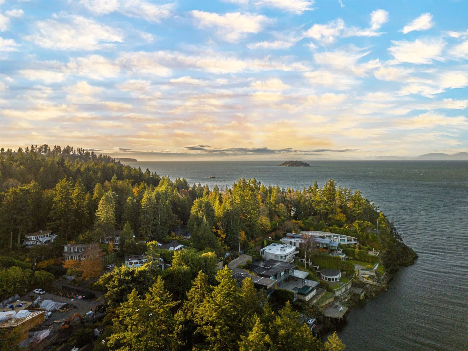 7195-rockland-wynd-whytecliff-west-vancouver-13 at 7195 Rockland Wynd, Whytecliff, West Vancouver 7195-rockland-wynd-whytecliff-west-vancouver-13 at 7195 Rockland Wynd, Whytecliff, West Vancouver