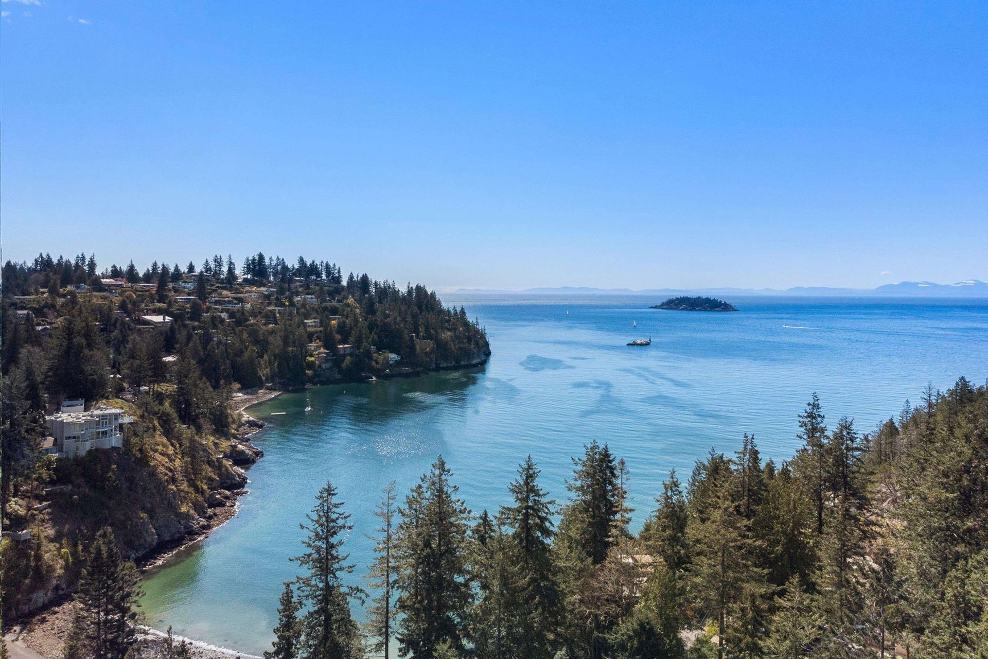 7195-rockland-wynd-whytecliff-west-vancouver-17 at 7195 Rockland Wynd, Whytecliff, West Vancouver 7195-rockland-wynd-whytecliff-west-vancouver-17 at 7195 Rockland Wynd, Whytecliff, West Vancouver