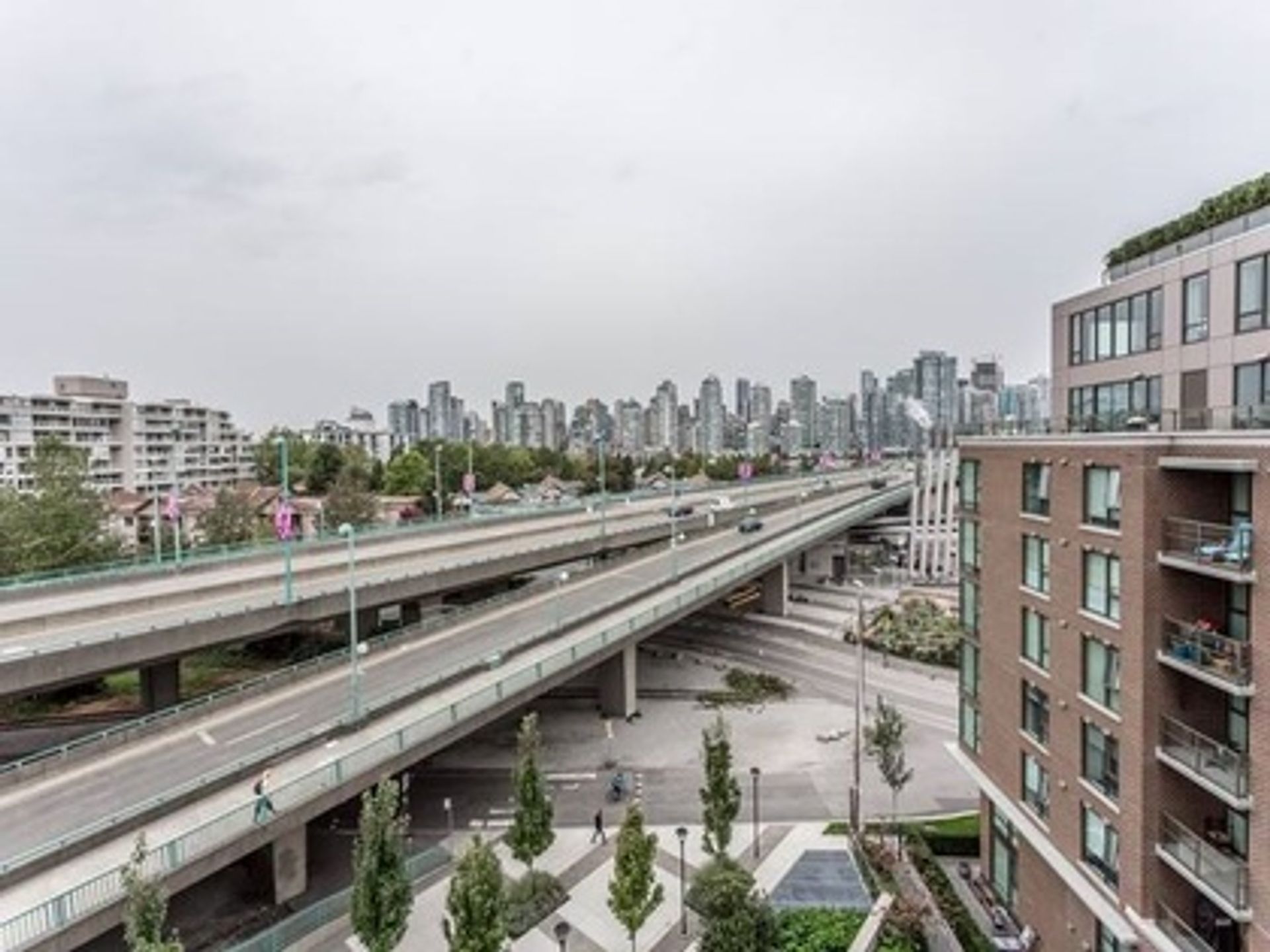 image-262024635-10-1 at 704 - 445 W 2nd Avenue, False Creek, Vancouver West image-262024635-10-1 at 704 - 445 W 2nd Avenue, False Creek, Vancouver West