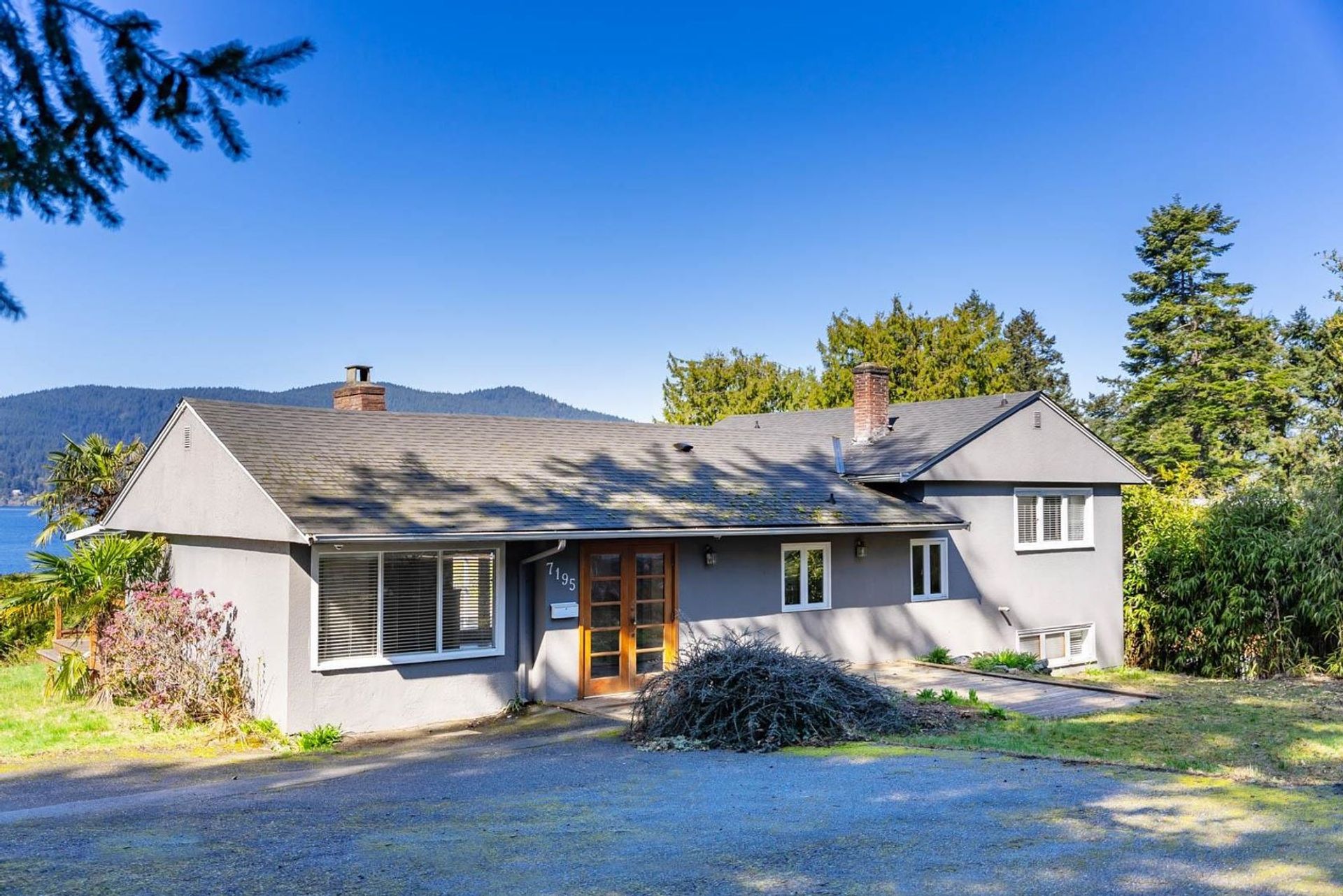 7195-rockland-wynd-whytecliff-west-vancouver-06 at 7195 Rockland Wynd, Whytecliff, West Vancouver 7195-rockland-wynd-whytecliff-west-vancouver-06 at 7195 Rockland Wynd, Whytecliff, West Vancouver